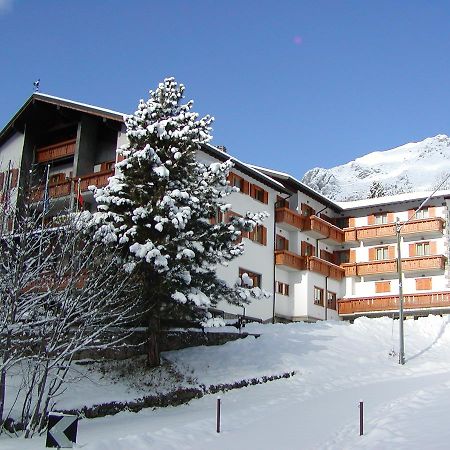 Hotel Cristallino Castione della Presolana Exterior photo